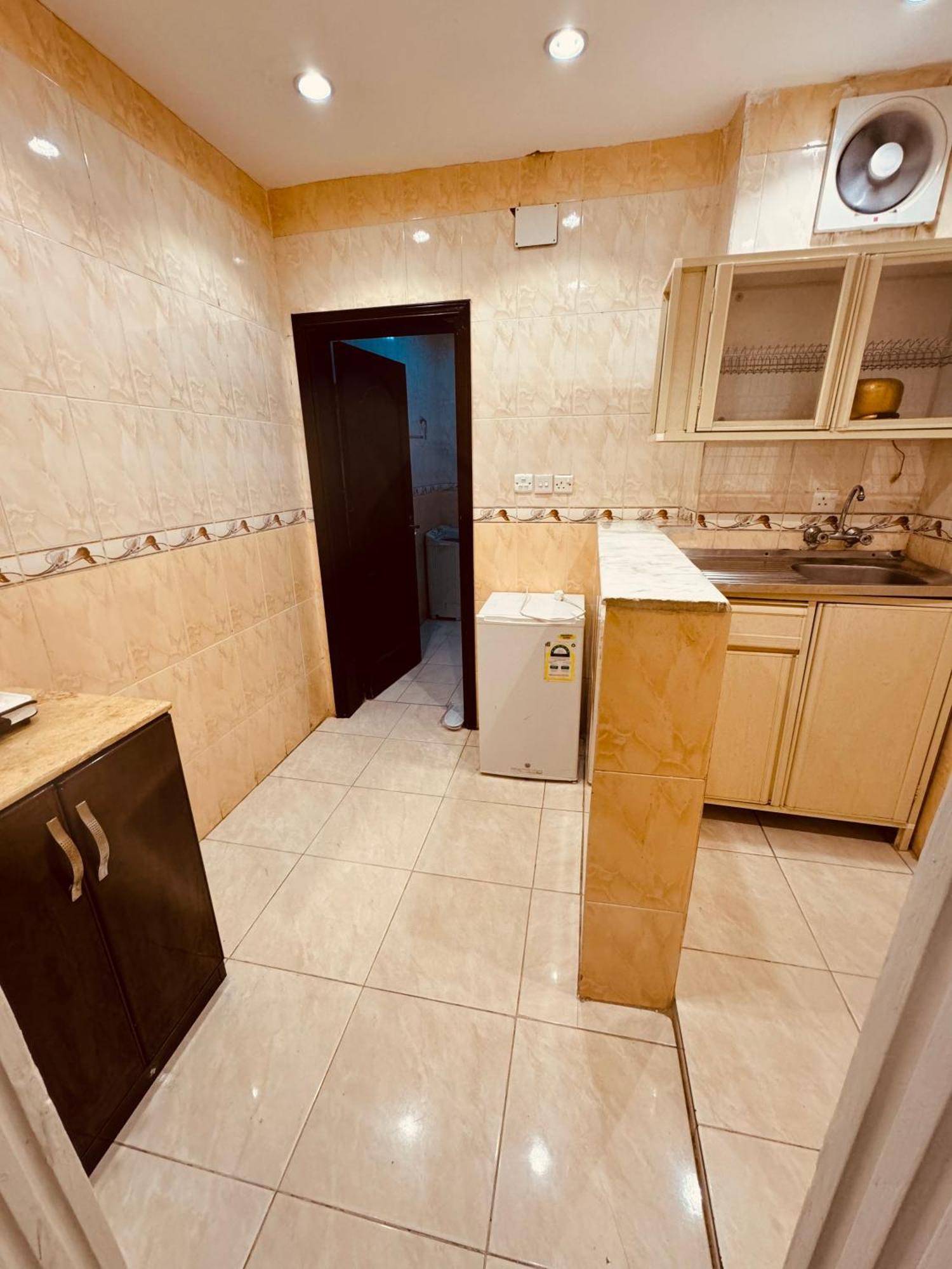 Aroos Al Shati Furnished Units Aparthotel Ум Ладж Екстериор снимка